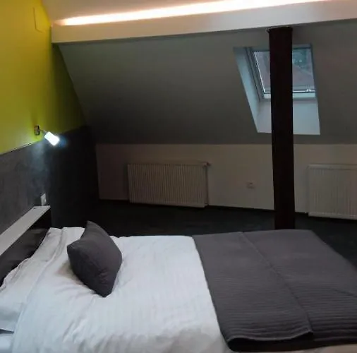 Casa Borgo Πανσιόν Μπρασόβ