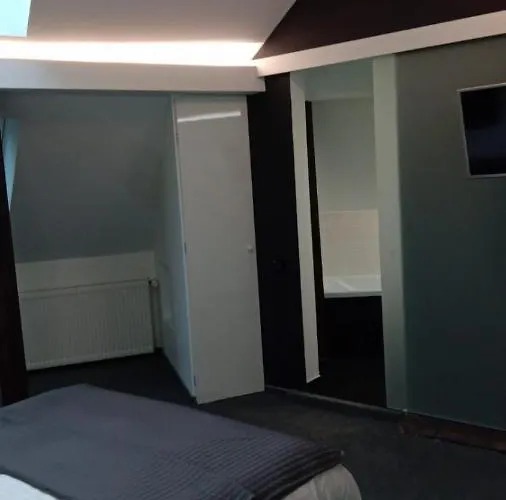 Casa Borgo Πανσιόν 3*